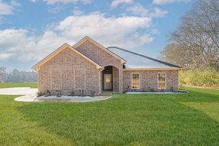 628 Borders Rd, Longview, TX 75603