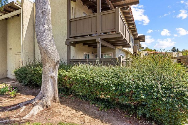 1345 Cabrillo Park, Santa Ana, CA 92701