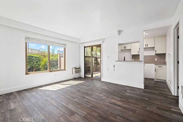 1345 Cabrillo Park, Santa Ana, CA 92701
