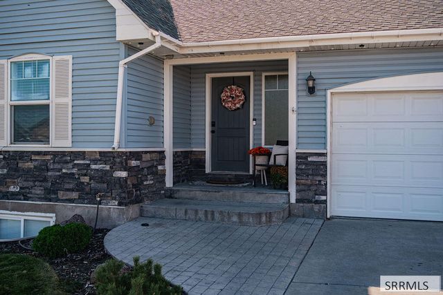 3886 E Cobalt Drive, Idaho Falls, ID 83401