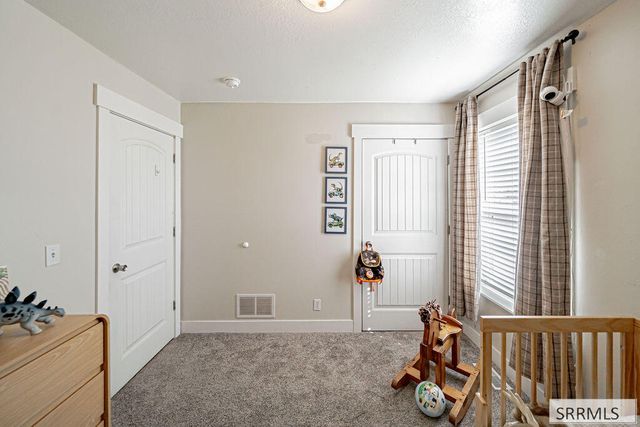 3886 E Cobalt Drive, Idaho Falls, ID 83401