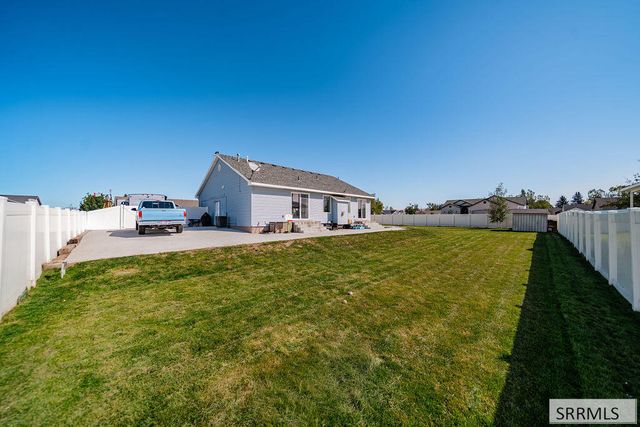 3886 E Cobalt Drive, Idaho Falls, ID 83401