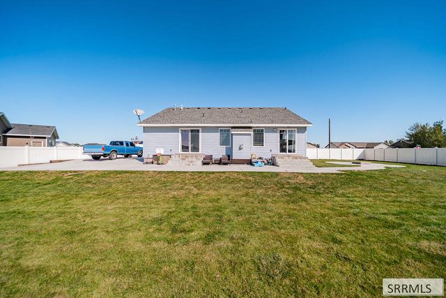 3886 E Cobalt Drive, Idaho Falls, ID 83401