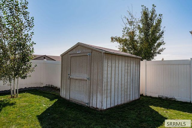 3886 E Cobalt Drive, Idaho Falls, ID 83401