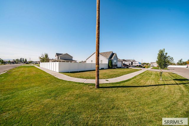 3886 E Cobalt Drive, Idaho Falls, ID 83401