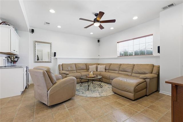 15603 Cedar Street, Basehor, KS 66007