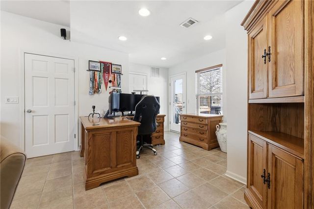 15603 Cedar Street, Basehor, KS 66007