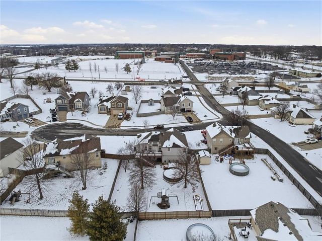 15603 Cedar Street, Basehor, KS 66007