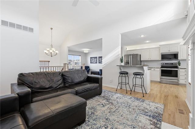 15603 Cedar Street, Basehor, KS 66007