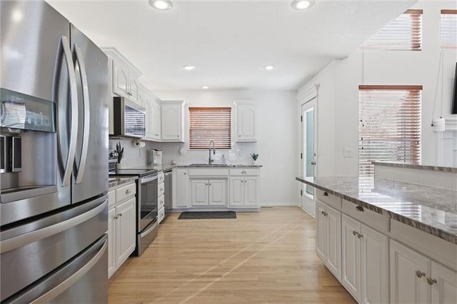 15603 Cedar Street, Basehor, KS 66007