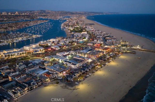 2212 W Oceanfront, Newport Beach, CA 92663
