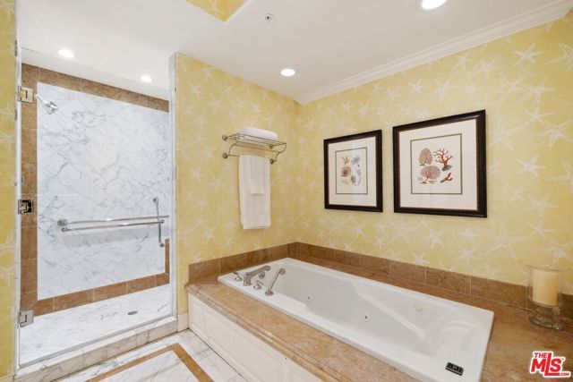 603 Ocean Avenue 2A, Santa Monica, CA 90402