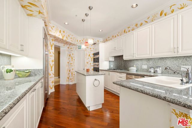 603 Ocean Avenue 2A, Santa Monica, CA 90402