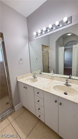 2902 Colin AVE S, Lehigh Acres, FL 33976