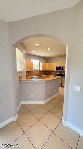 2902 Colin AVE S, Lehigh Acres, FL 33976