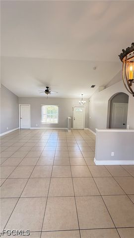 2902 Colin AVE S, Lehigh Acres, FL 33976