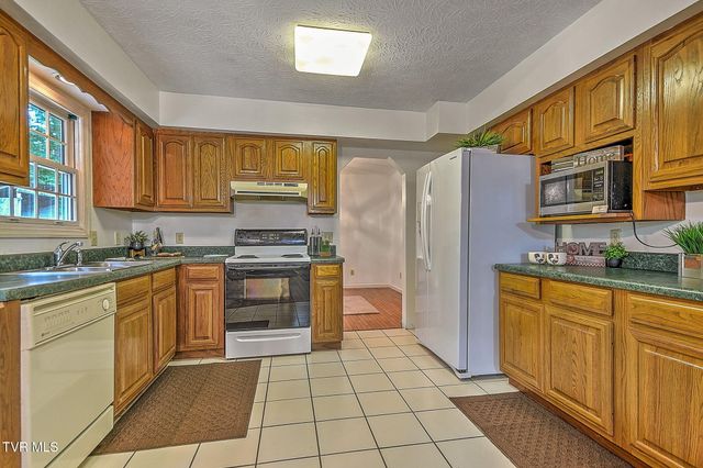 19184 Spoon Gap Road, Abingdon, VA 24211