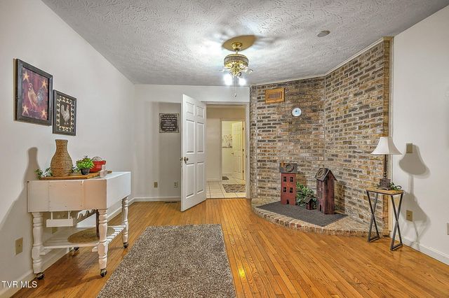 19184 Spoon Gap Road, Abingdon, VA 24211