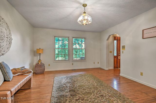 19184 Spoon Gap Road, Abingdon, VA 24211