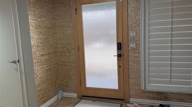 1004 Oak Tree Drive, Edmond, OK 73025