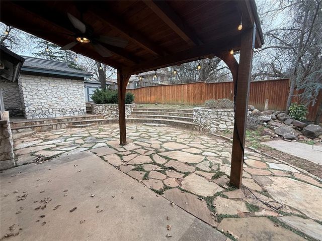 1004 Oak Tree Drive, Edmond, OK 73025