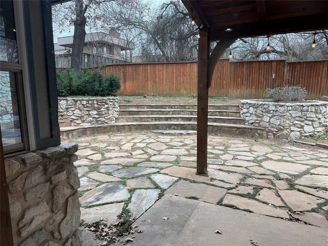 1004 Oak Tree Drive, Edmond, OK 73025