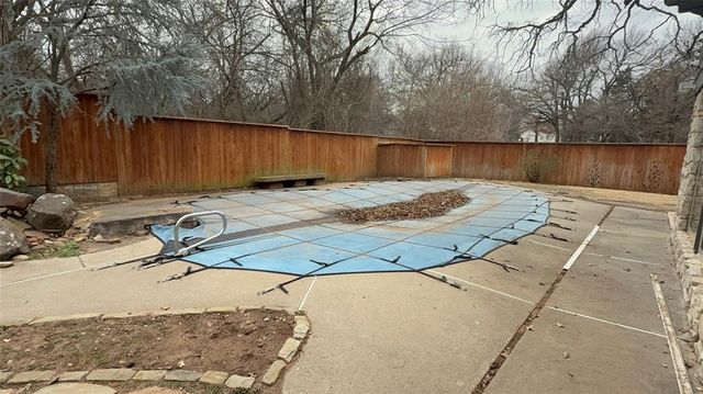 1004 Oak Tree Drive, Edmond, OK 73025