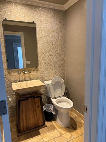 1004 Oak Tree Drive, Edmond, OK 73025