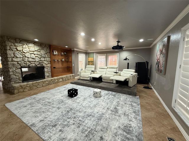 1004 Oak Tree Drive, Edmond, OK 73025