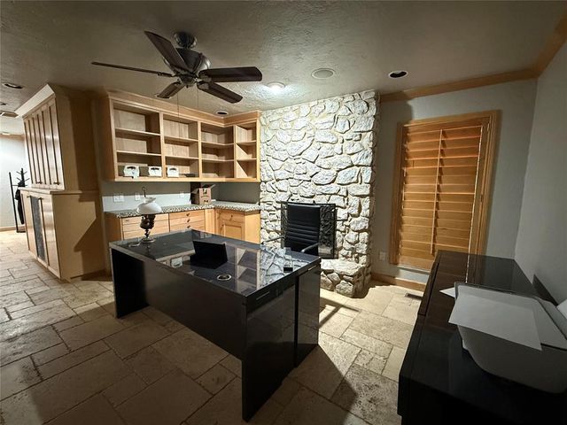 1004 Oak Tree Drive, Edmond, OK 73025