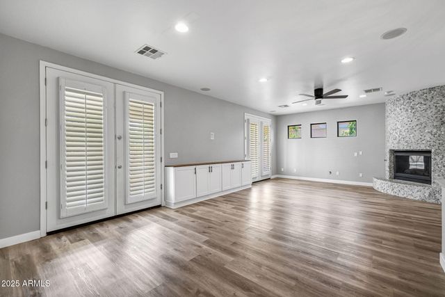 11436 E SONRISA Avenue, Mesa, AZ 85212