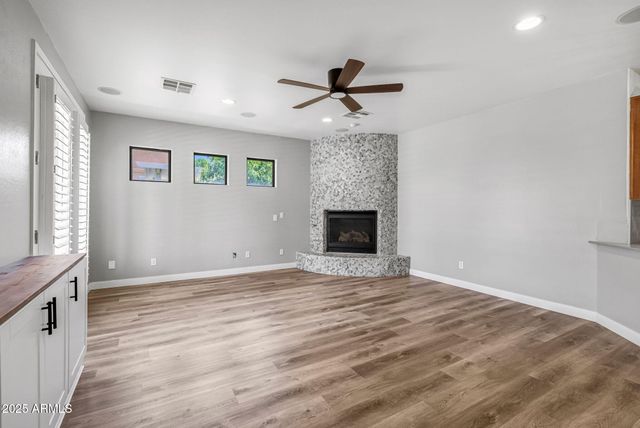 11436 E SONRISA Avenue, Mesa, AZ 85212