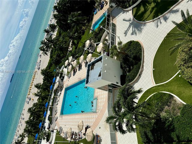 100 Lincoln Rd 836, Miami Beach, FL 33139