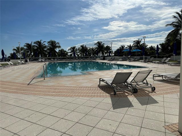 100 Lincoln Rd 836, Miami Beach, FL 33139