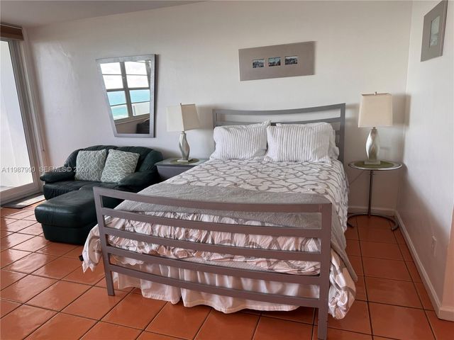 100 Lincoln Rd 836, Miami Beach, FL 33139