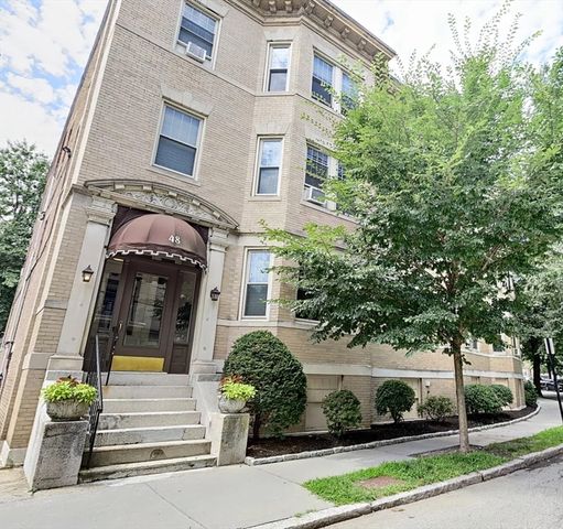 48 Dwight Street 2, Brookline, MA 02446