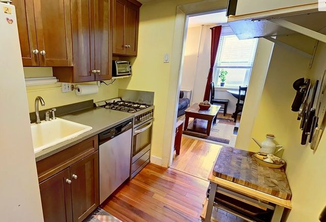 48 Dwight Street 2, Brookline, MA 02446