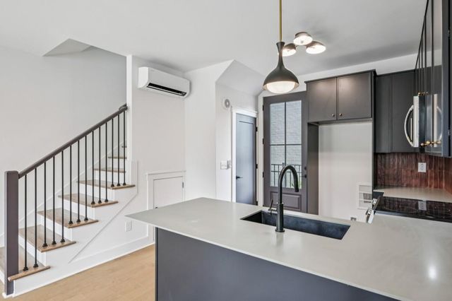 1160 Boulevard SE 10, Atlanta, GA 30312