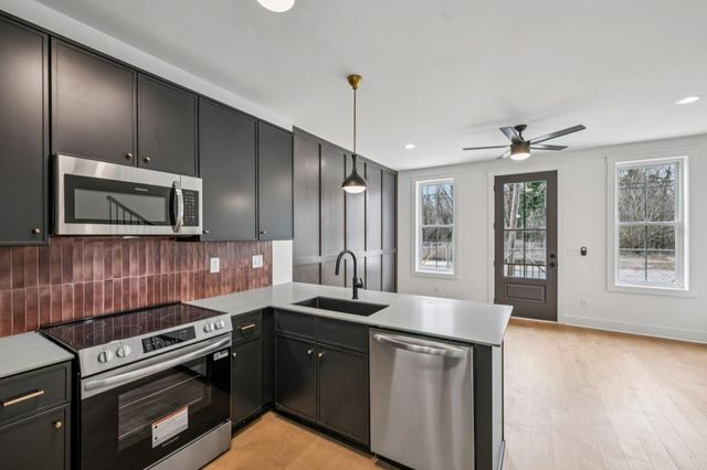 1160 Boulevard SE 10, Atlanta, GA 30312