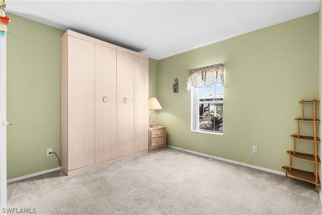 289 Riverwood RD, Naples, FL 34114