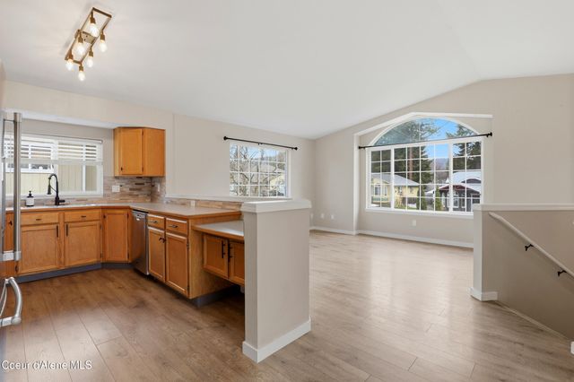 3125 N 9th ST, Coeur D'alene, ID 83815