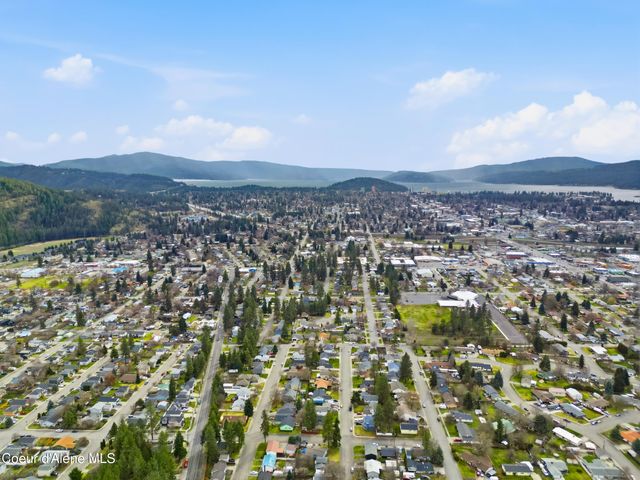 3125 N 9th ST, Coeur D'alene, ID 83815