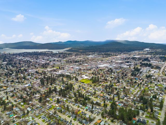 3125 N 9th ST, Coeur D'alene, ID 83815