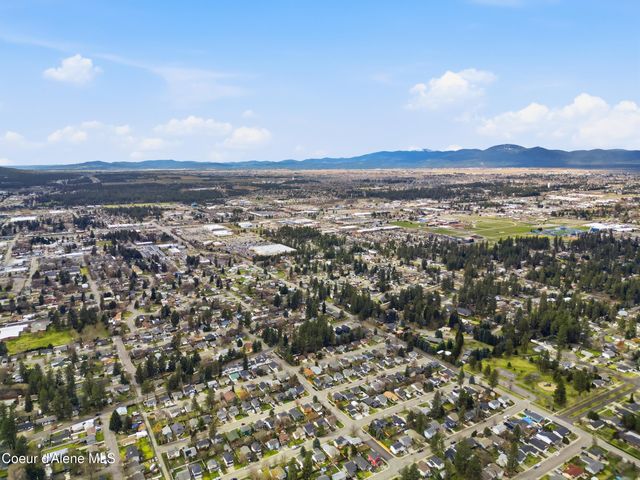 3125 N 9th ST, Coeur D'alene, ID 83815