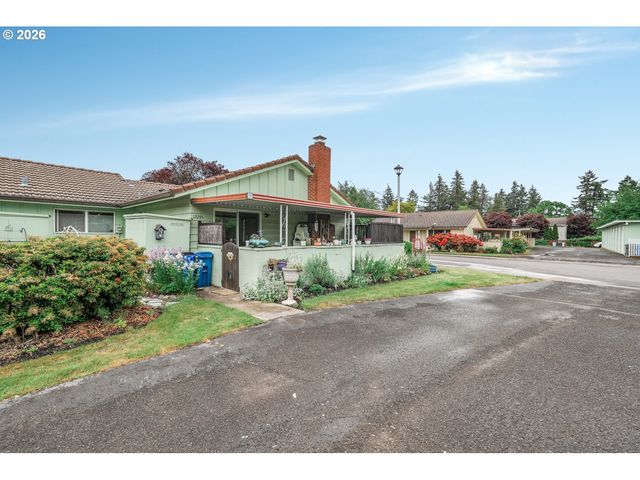 12295 Se MAIN St, Portland, OR 97233