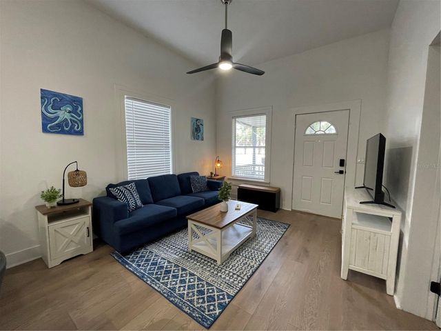 1106 W LA SALLE STREET, Tampa, FL 33607