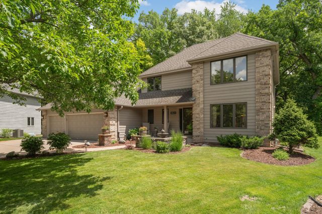 4824 Whispering Court, Eagan, MN 55122
