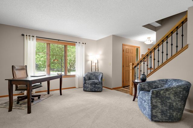 4824 Whispering Court, Eagan, MN 55122