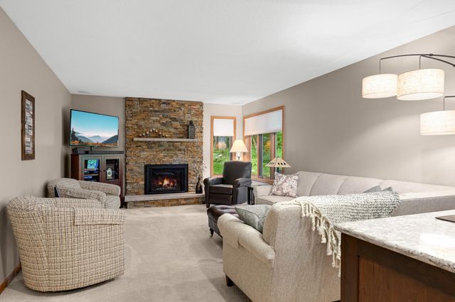 4824 Whispering Court, Eagan, MN 55122