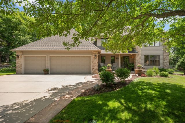 4824 Whispering Court, Eagan, MN 55122